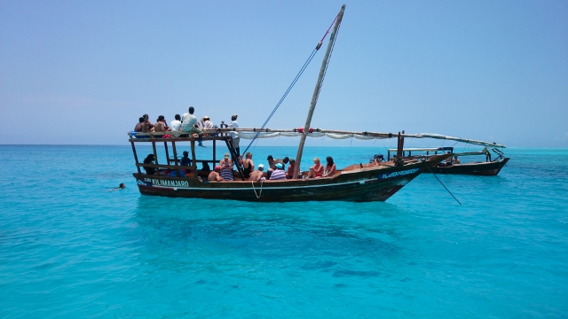 Mnemba Snorkeling & Northern Zanzibar Trip